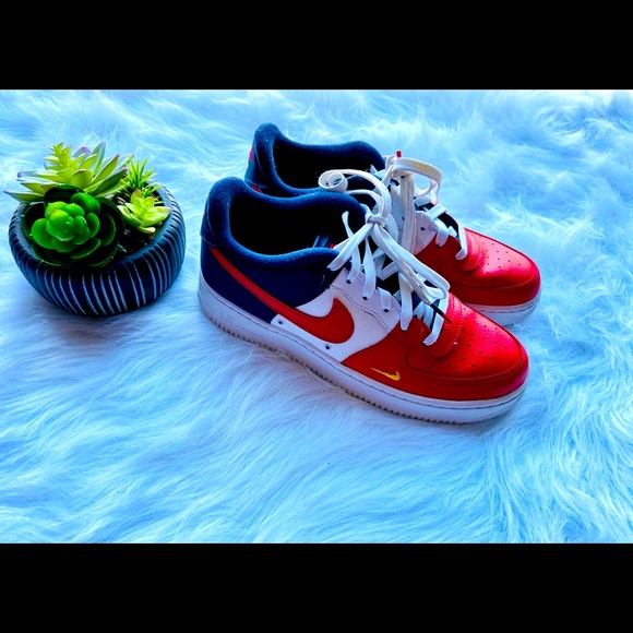 *SOLD* Nike Air Force 1 Low ‘Independence Day’ 7Y - Picture 1 of 9